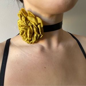 Flower Choker